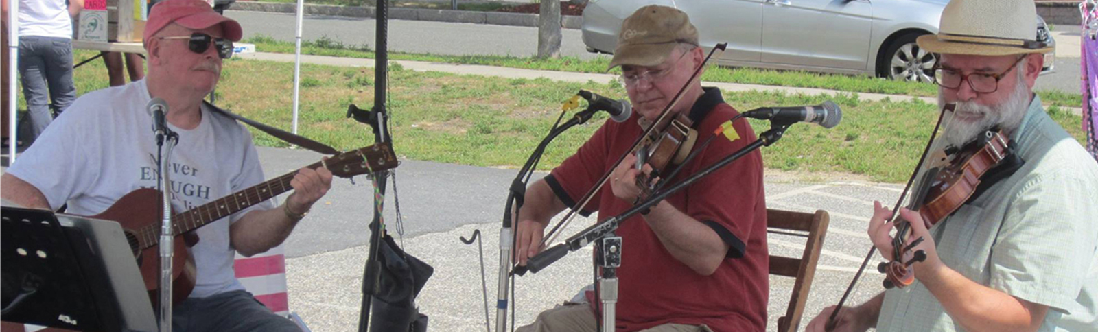 Image of FiddlinBill with his band, Speed The Plough.